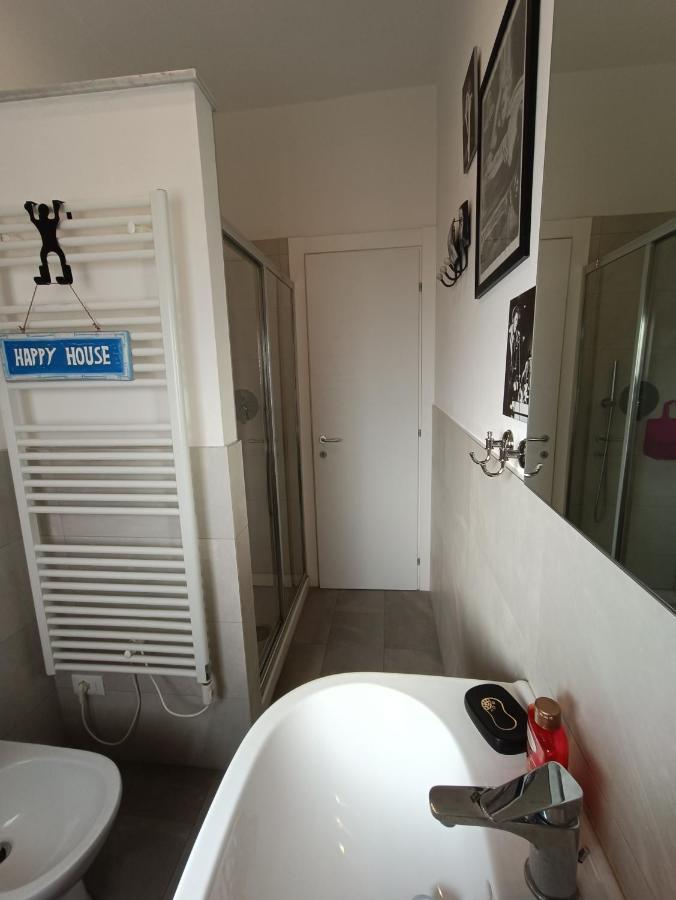 Il Don Minzoni 98 "Casa Vacanze" Lido di Camaiore Extérieur photo
