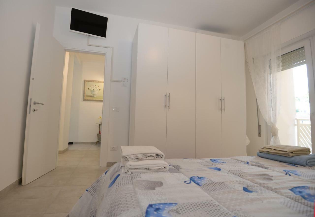 Il Don Minzoni 98 "Casa Vacanze" Lido di Camaiore Extérieur photo